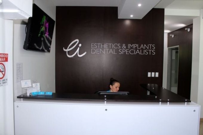 Esthetics & Implants Dental Specialists