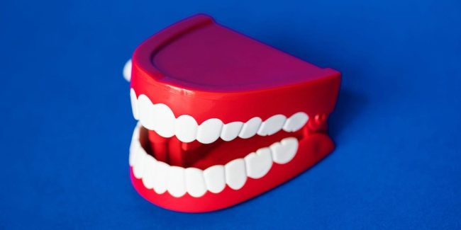What Are Implant-Supported Dentures? Is it the same as an All on 4 or All on 6?