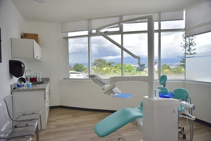 4 Consultation Rooms